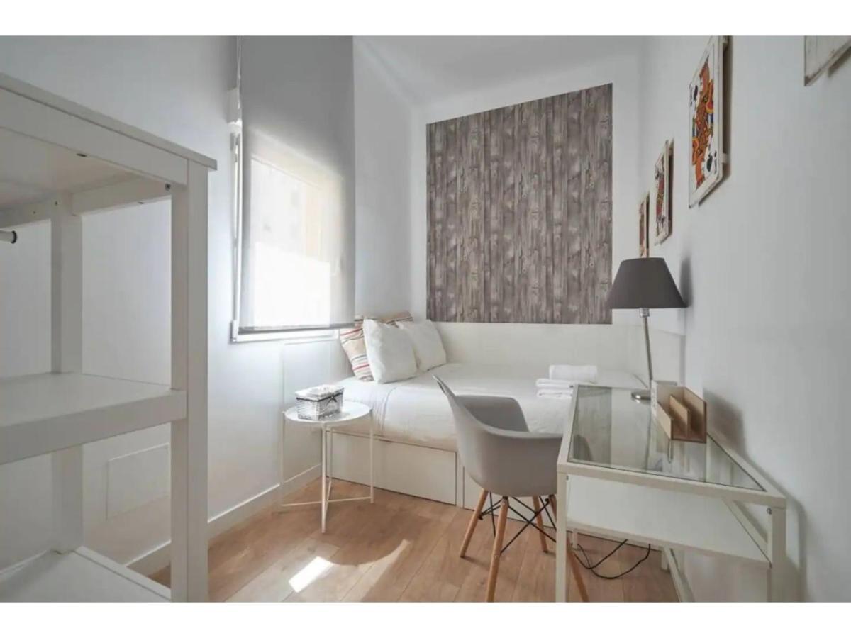 Retiro Park Apartments Мадрид Екстер'єр фото